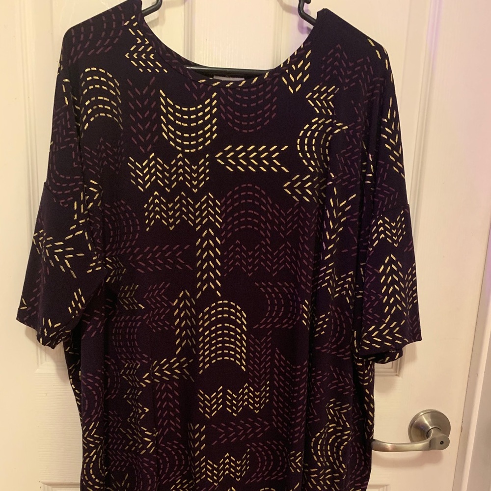 Lularoe Elegant Irma Shirt